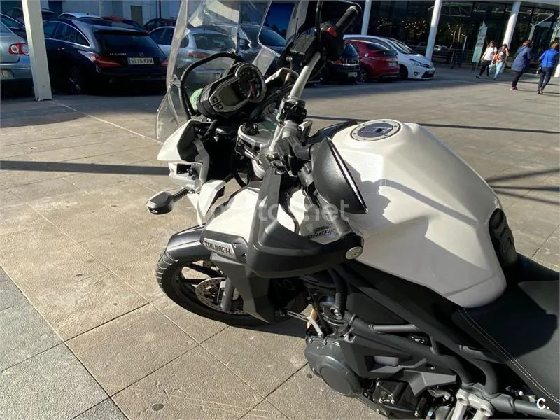 Triumph Tiger Explorer 8900 € 2014 Toledo - 2
