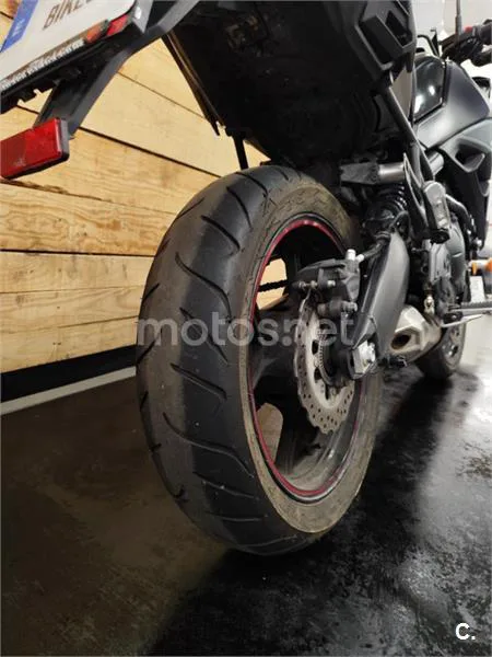 Kawasaki Versys – Vista 8