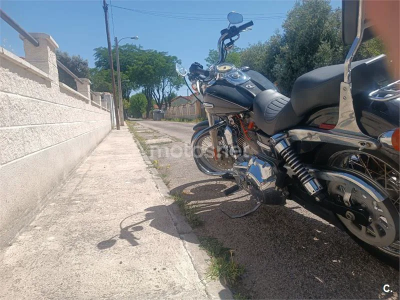 Harley-Davidson Dyna Super Glide - Vista 6