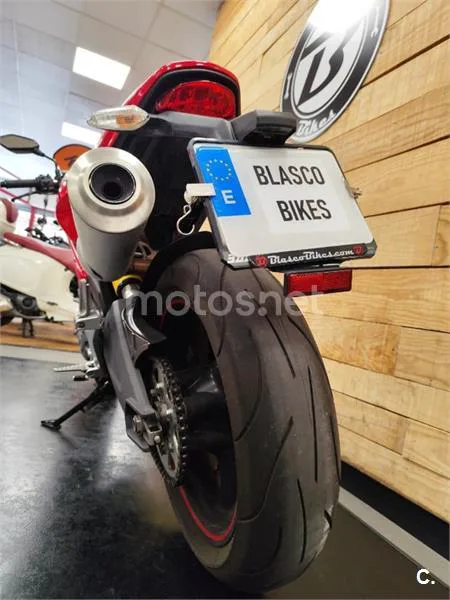 Ducati Monster 696 – Vista 8