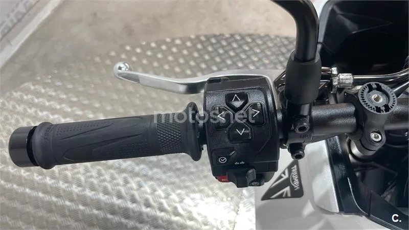 Triumph Tiger Sport 660 – Vista 10