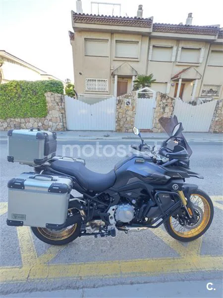 Voge 900 DSX – Vista 3