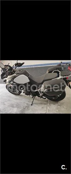 Suzuki V-Strom 1000 – Vista 3