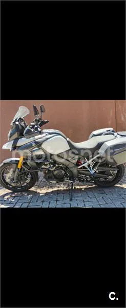 Suzuki V-Strom 1000 – Vista 4