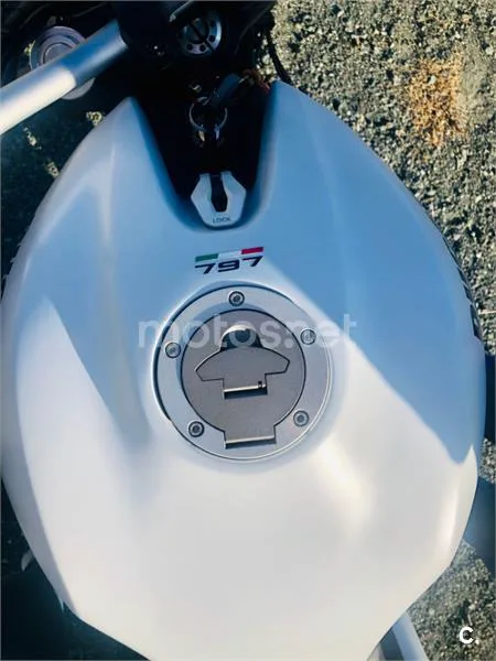 Ducati Monster 797 – Vista 6