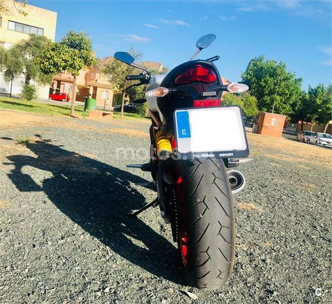 Ducati Monster 797 – Vista 9