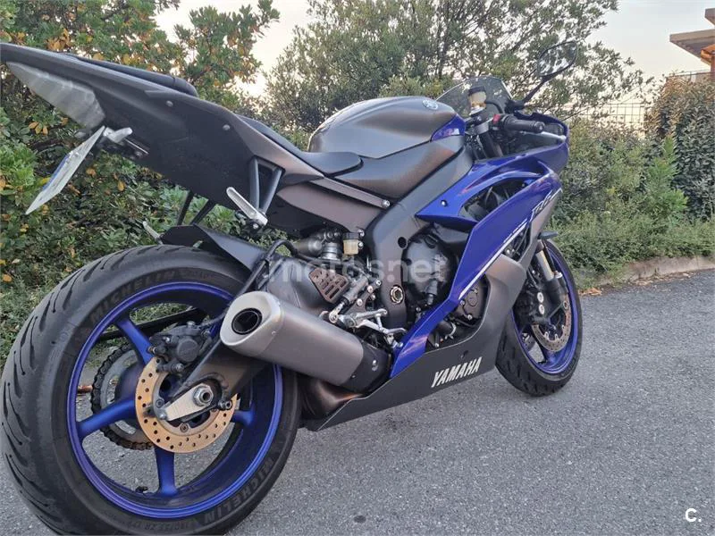 Yamaha R6 – Vista 7
