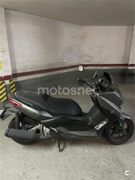 Yamaha XMAX 250 – Vista 7