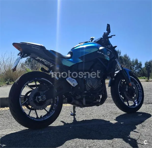 Yamaha MT-07 – Vista 3
