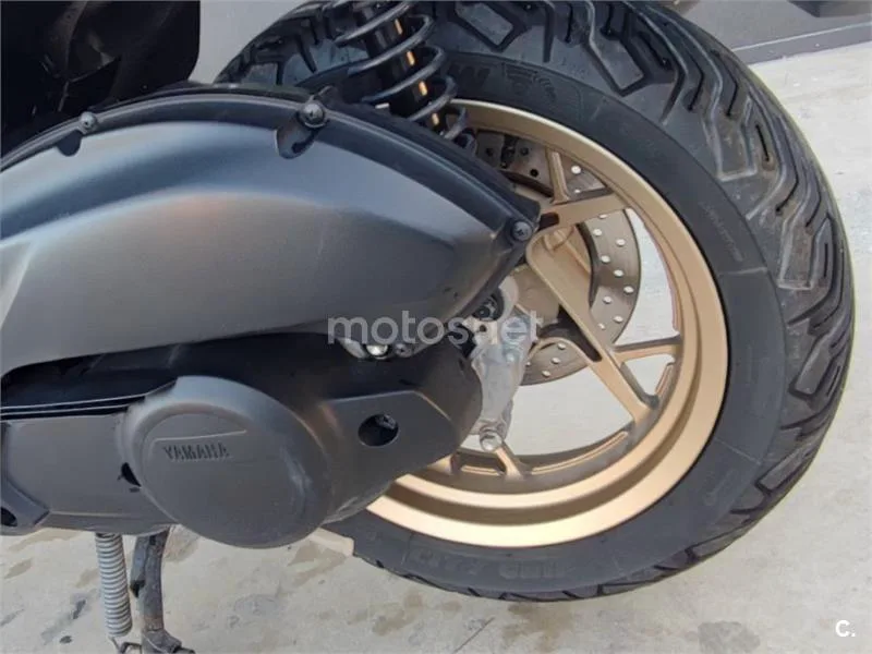 Yamaha XMAX 125 – Vista 5