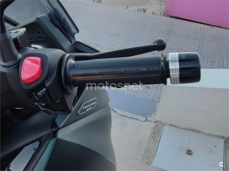 Yamaha XMAX 125 – Vista 10