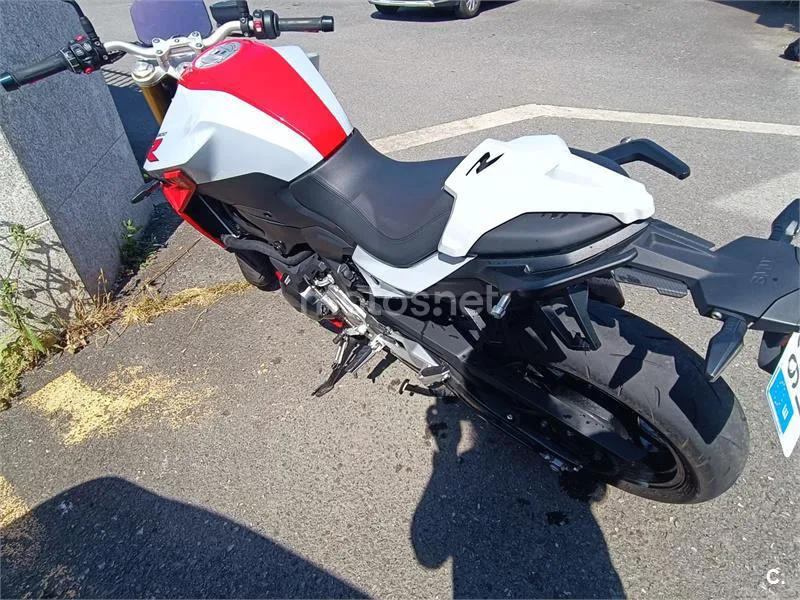 BMW F 900 R – Vista 4
