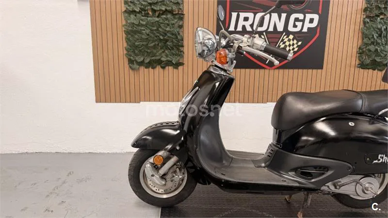 Honda Shadow 50 – Vista 6