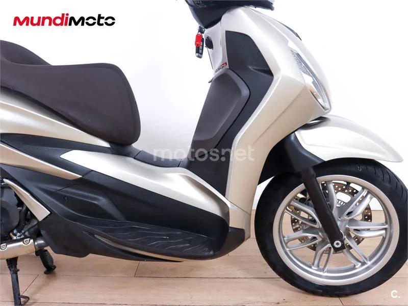 Piaggio Beverly – Vista 26