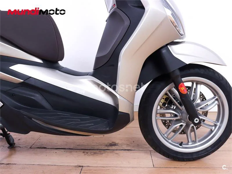 Piaggio Beverly – Vista 27