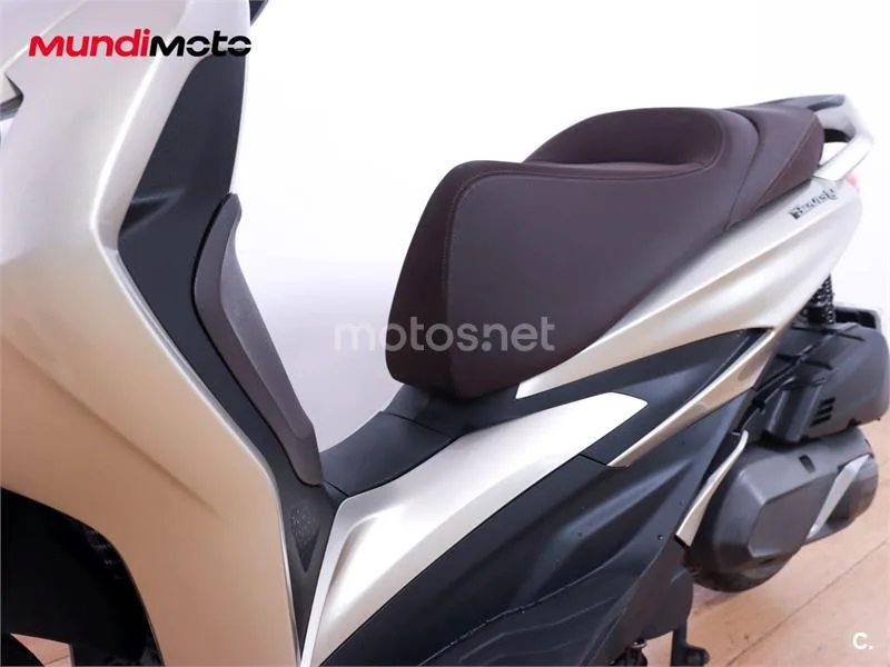 Piaggio Beverly – Vista 10