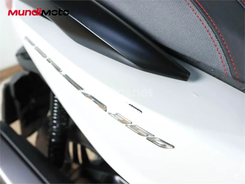 Honda Forza 350 – Vista 15