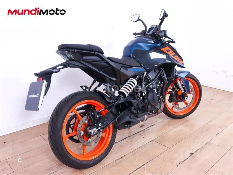 KTM 125 – Vista 3