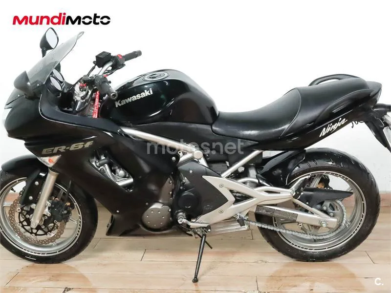 Kawasaki ER-6F – Vista 6