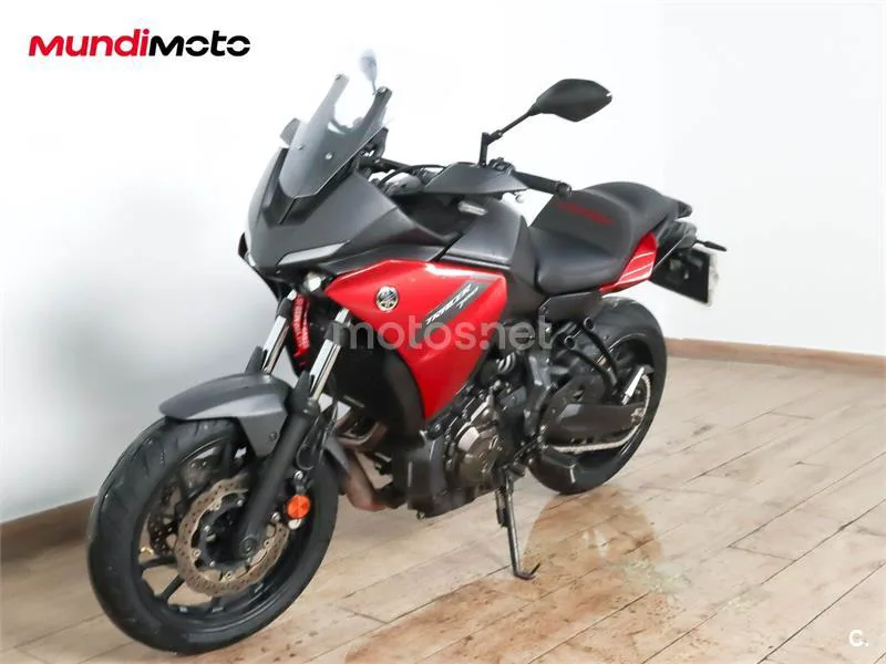 Yamaha Tracer 7 – Vista 7
