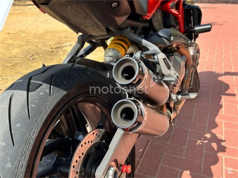 Ducati Monster 821 – Vista 3