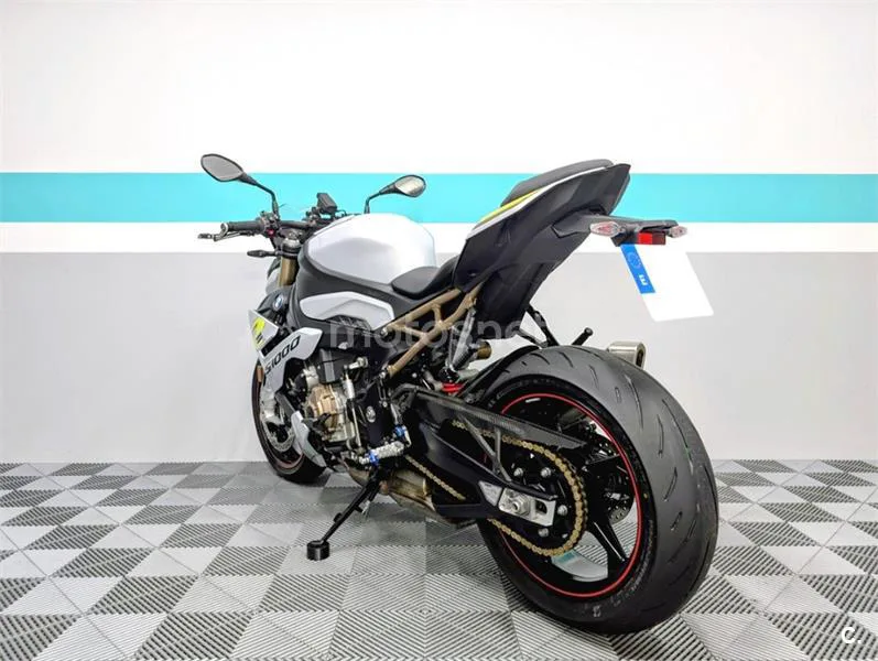 BMW S 1000 R – Vista 6