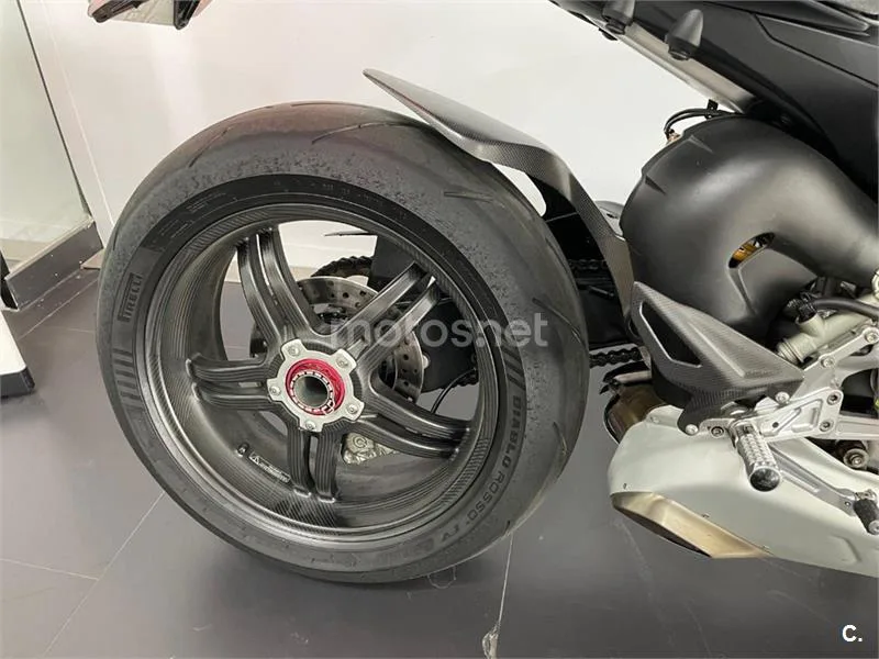 Ducati Streetfighter V4 – Vista 5