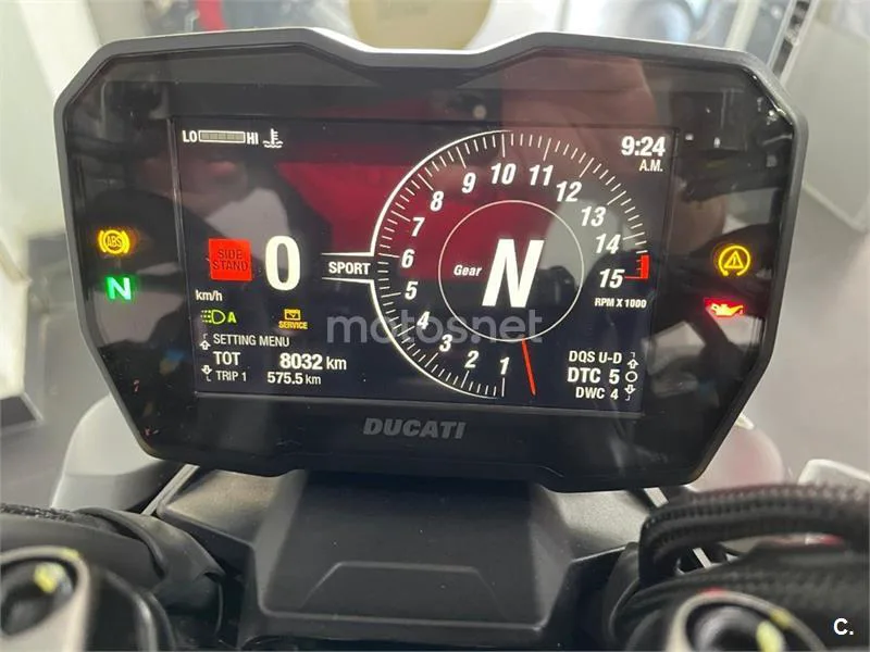 Ducati Streetfighter V4 – Vista 6