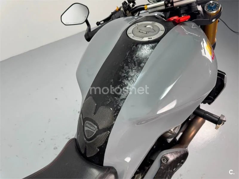 Ducati Monster 1200 S – Vista 11