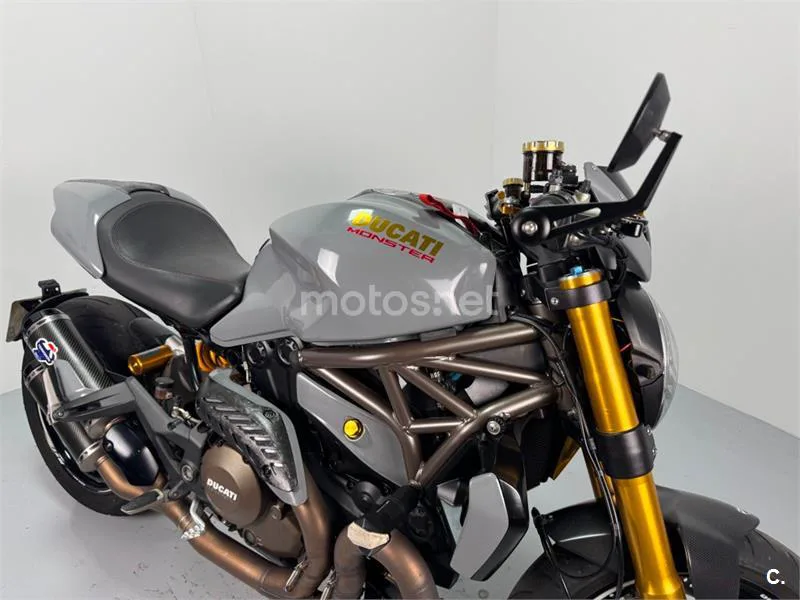 Ducati Monster 1200 S – Vista 3