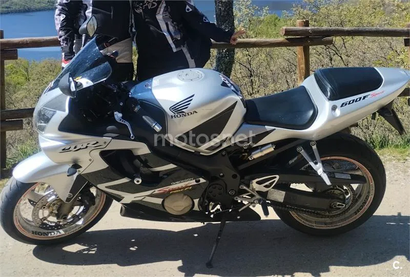Honda CBR 600 F Sport 2500 € 2002 Pontevedra - 2