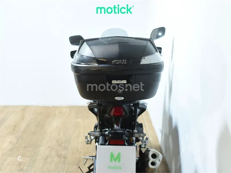 Honda CB 500 F – Vista 6
