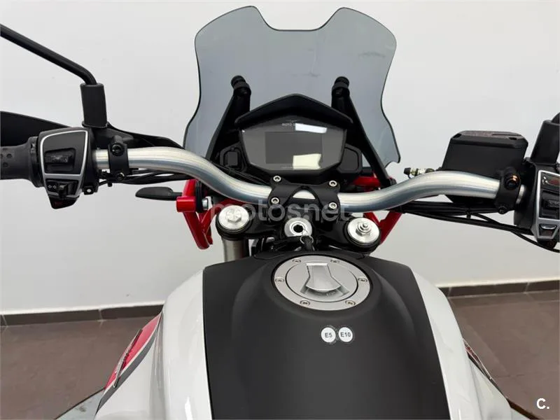Moto Guzzi V85 TT – Vista 11