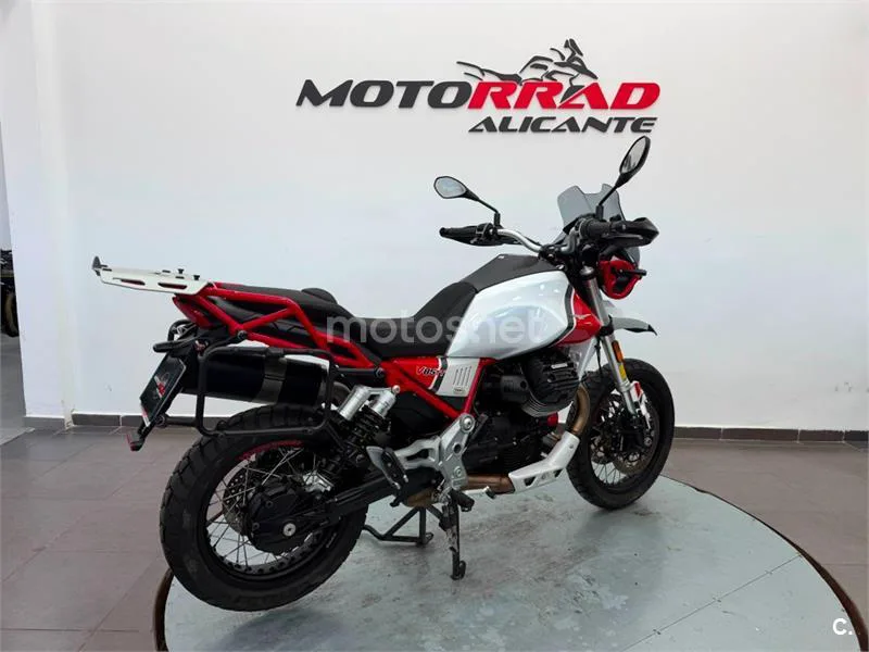 Moto Guzzi V85 TT – Vista 3