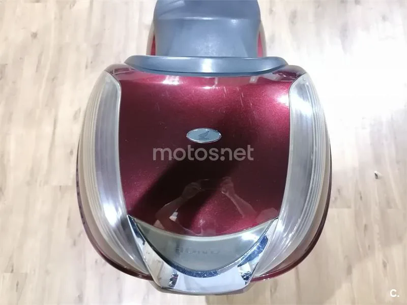 Honda SH 300i – Vista 11
