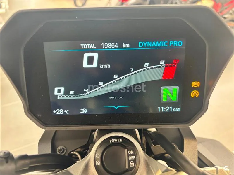 BMW F 900 R – Vista 6