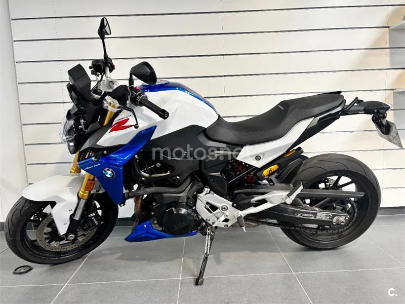 BMW F 900 R – Vista 7
