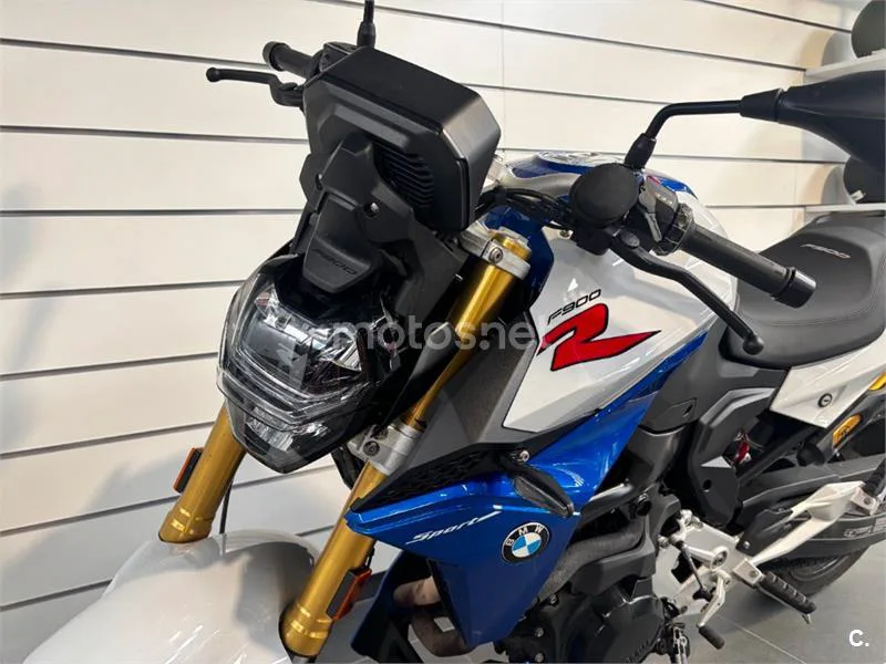 BMW F 900 R – Vista 9