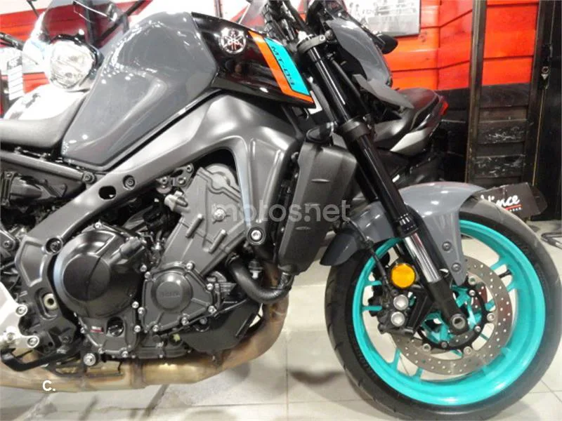 Yamaha MT-09 – Vista 3