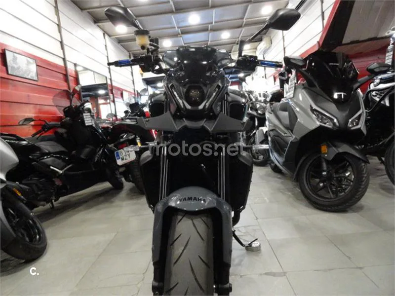 Yamaha MT-09 – Vista 4