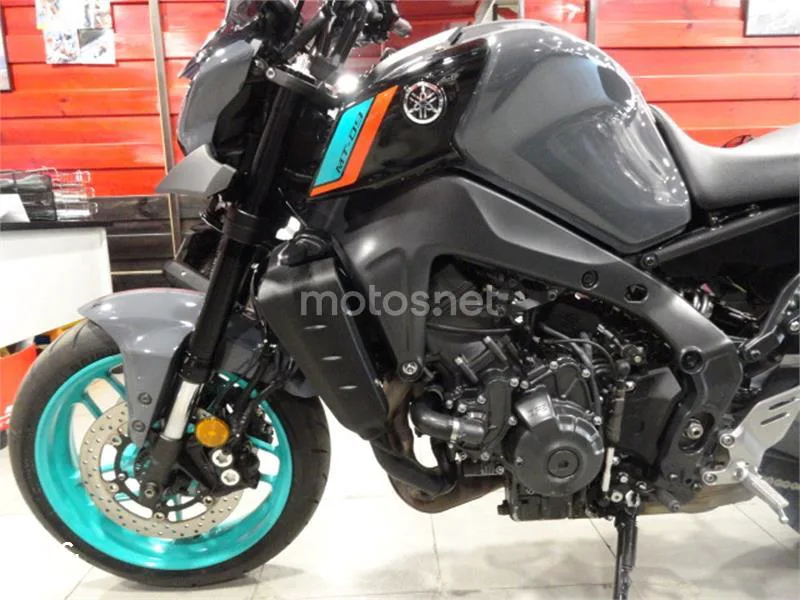 Yamaha MT-09 – Vista 5