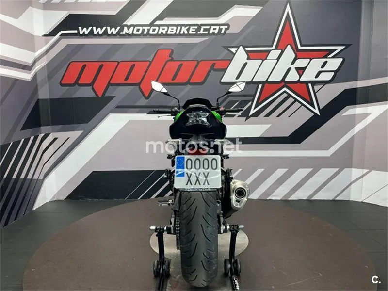 Kawasaki Z900 – Vista 4