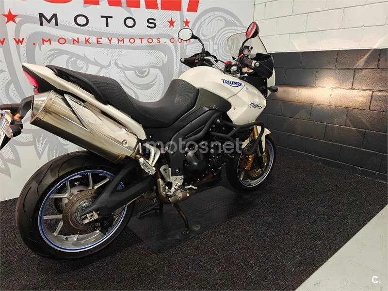 Triumph Tiger 1050 – Vista 3