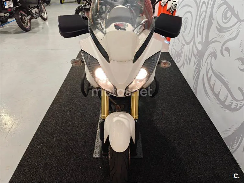 Triumph Tiger 1050 – Vista 4