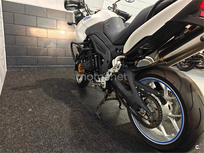 Triumph Tiger 1050 – Vista 5