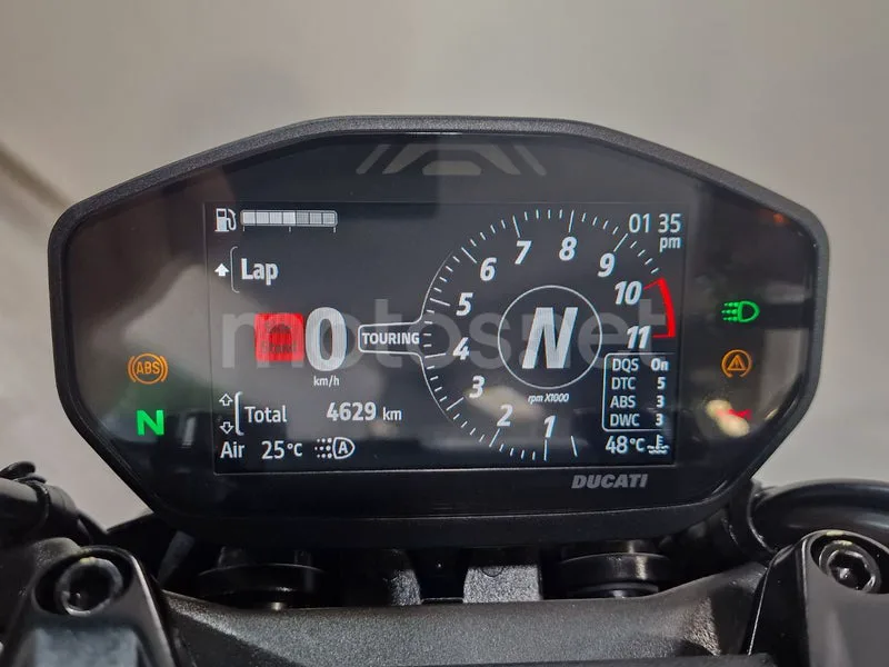 Ducati Monster – Vista 9