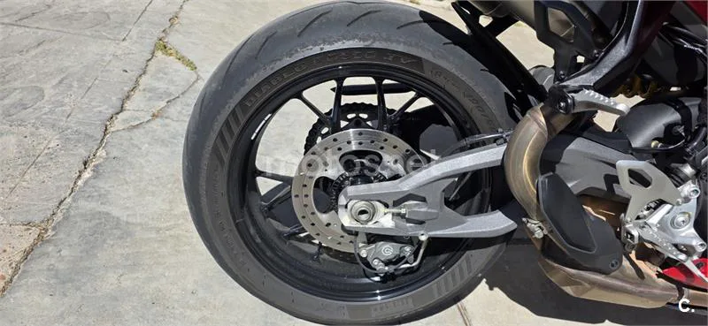 Ducati Panigale V2 – Vista 7