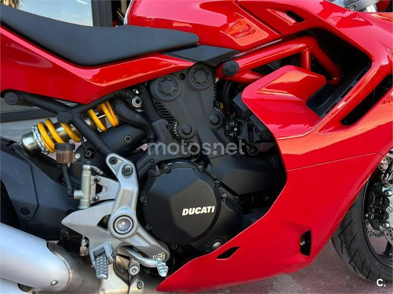 Ducati SuperSport – Vista 4
