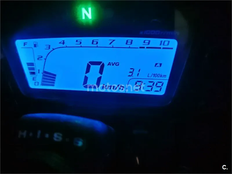 Honda CB 500 F – Vista 4