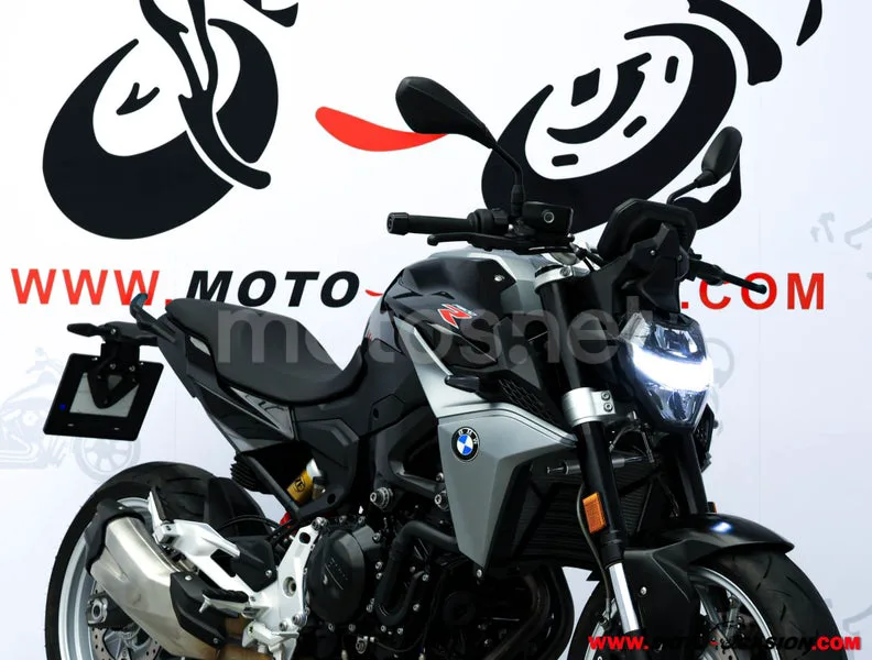 BMW F 900 R – Vista 4